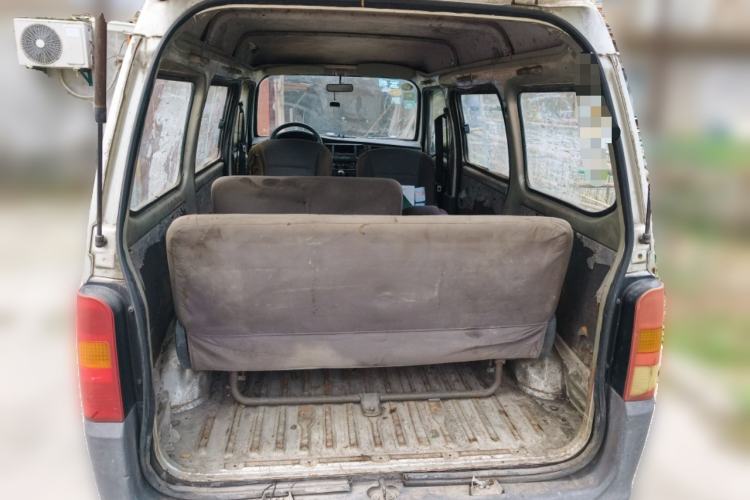 Used Wuling Zhiguang 2013 1.0L Practical Version Trunk