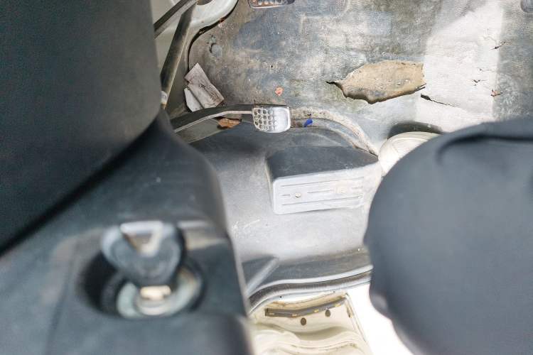 Used Wuling Zhiguang 2013 1.0L Practical Version Vehicle Key