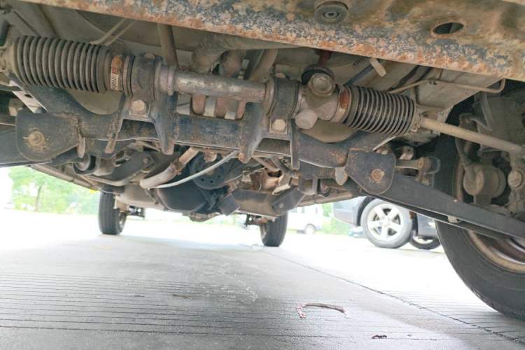 Used Wuling Zhiguang 2013 1.0L Practical Version Chassis Front