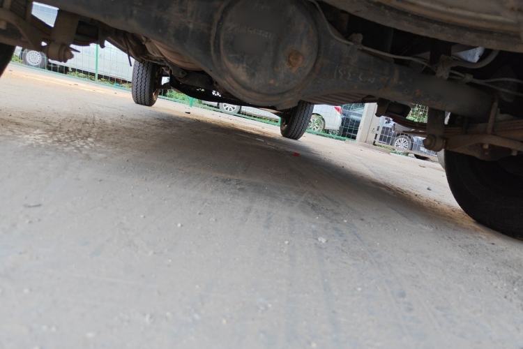 Used Wuling Zhiguang 2013 1.0L Practical Version Chassis Rear