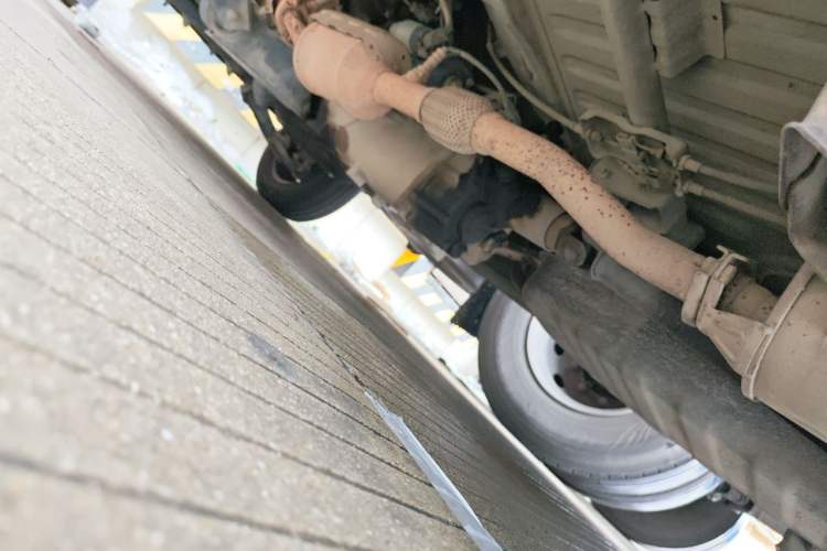 Used Wuling Zhiguang 2013 1.0L Practical Version Chassis Rear Left