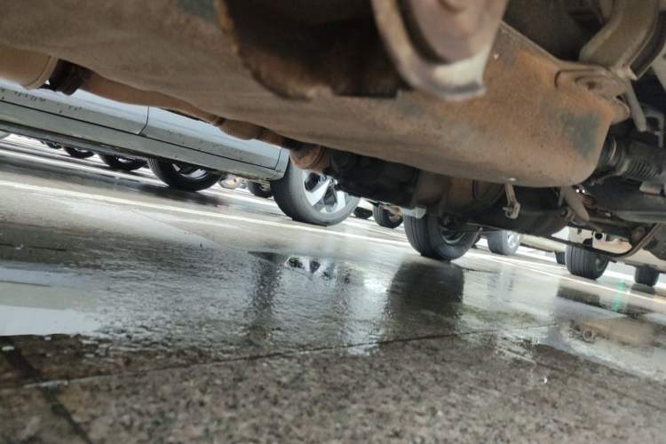 Used Wuling Zhiguang 2013 1.0L Practical Version Chassis Rear Right
