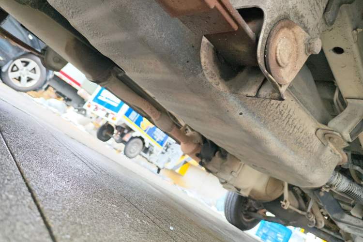 Used Wuling Zhiguang 2013 1.0L Practical Version Chassis Rear Right