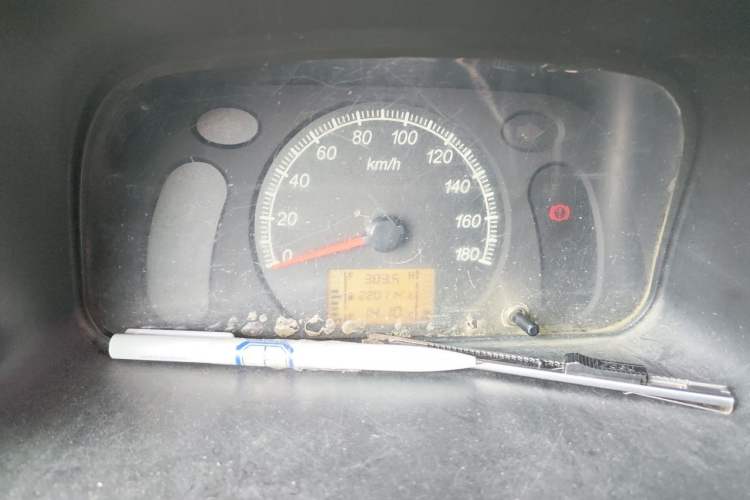 Used Wuling Zhiguang 2013 1.0L Practical Version Instrument Cluster