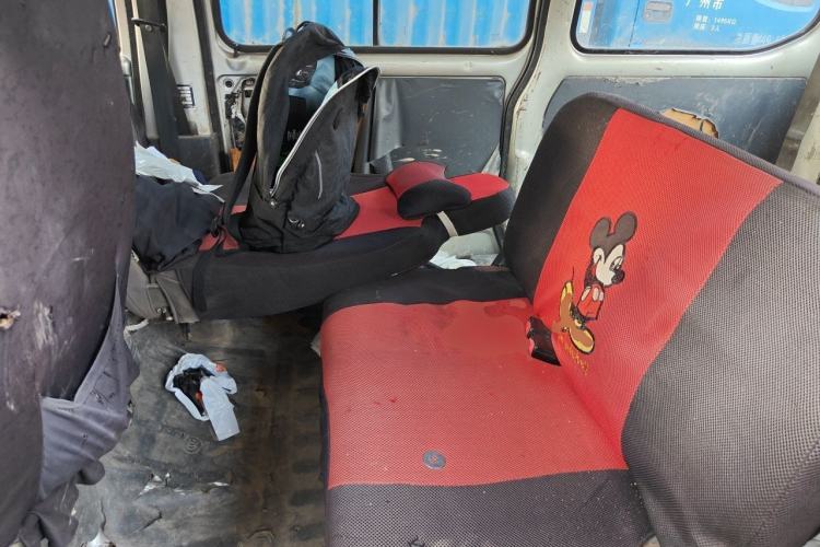 Used Wuling Zhiguang 2013 1.0L Practical Version Left Rear Seat