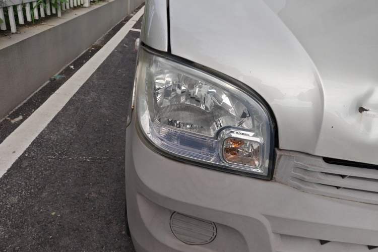 Used Wuling Zhiguang 2013 1.0L Base Version Right Front Headlight