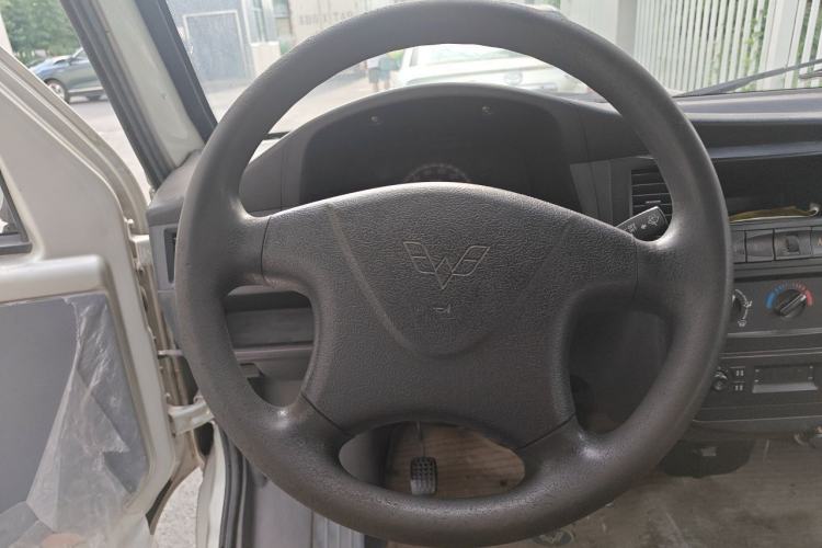Used Wuling Zhiguang 2013 1.0L Base Version Steering Wheel