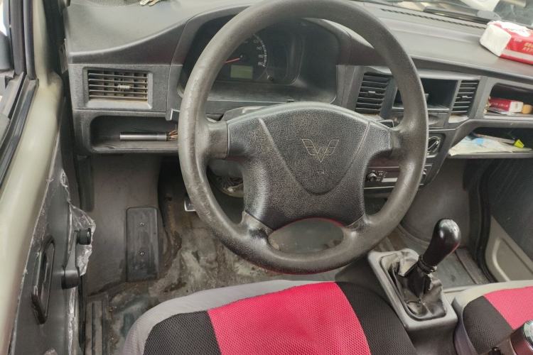 Used Wuling Zhiguang 2013 1.0L Practical Version Steering Wheel