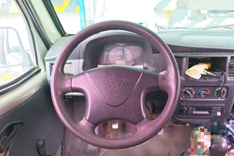 Used Wuling Zhiguang 2013 1.0L Practical Version Steering Wheel