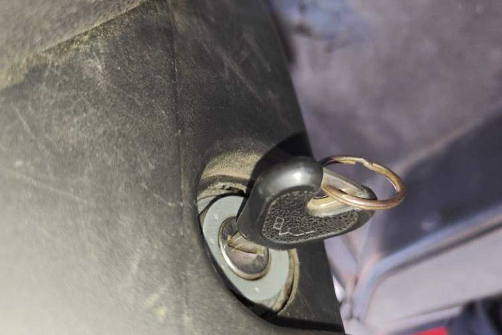 Used Wuling Zhiguang 2013 1.0L Practical Version Vehicle Key