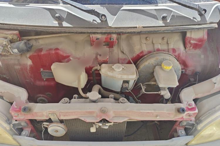 Used Wuling Zhiguang 2013 1.0L Practical Version Engine Bay