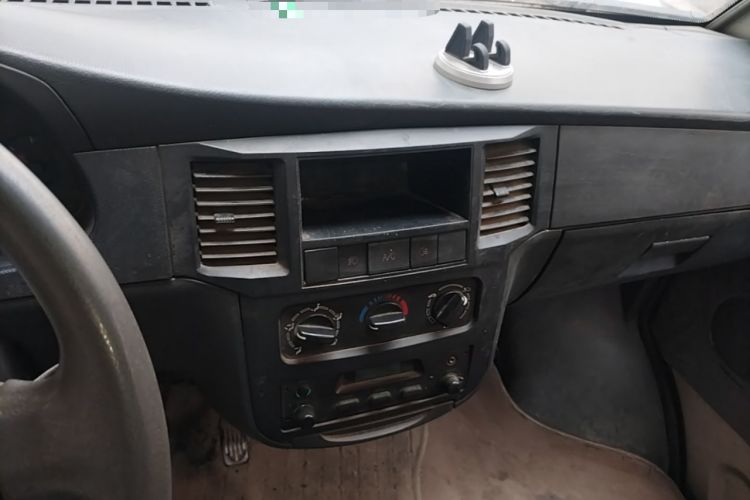 Used Wuling Zhiguang 2013 1.0L Practical Version Audio And AC Panel