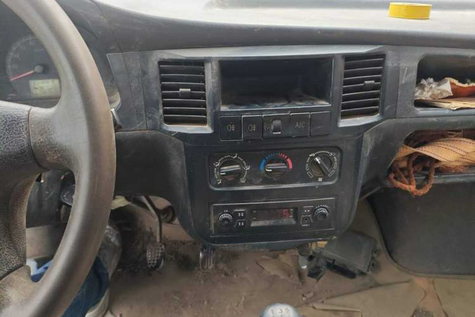 Used Wuling Zhiguang 2013 1.0L Practical Version Audio And AC Panel
