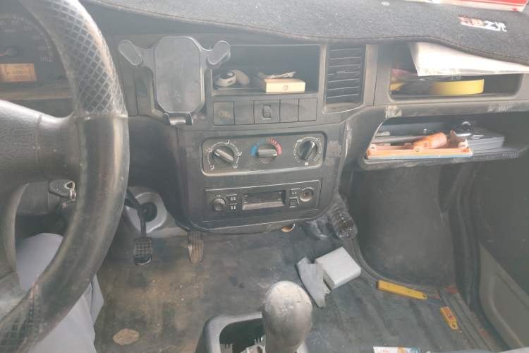 Used Wuling Zhiguang 2013 1.0L Practical Version Audio And AC Panel
