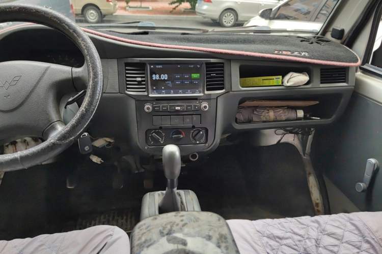Used Wuling Zhiguang 2013 1.0L Practical Version Audio And AC Panel