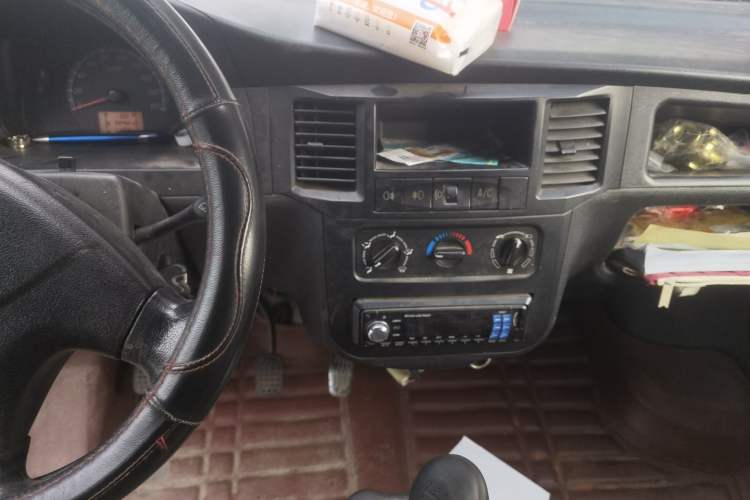 Used Wuling Zhiguang 2013 1.0L Base Version Audio And AC Panel