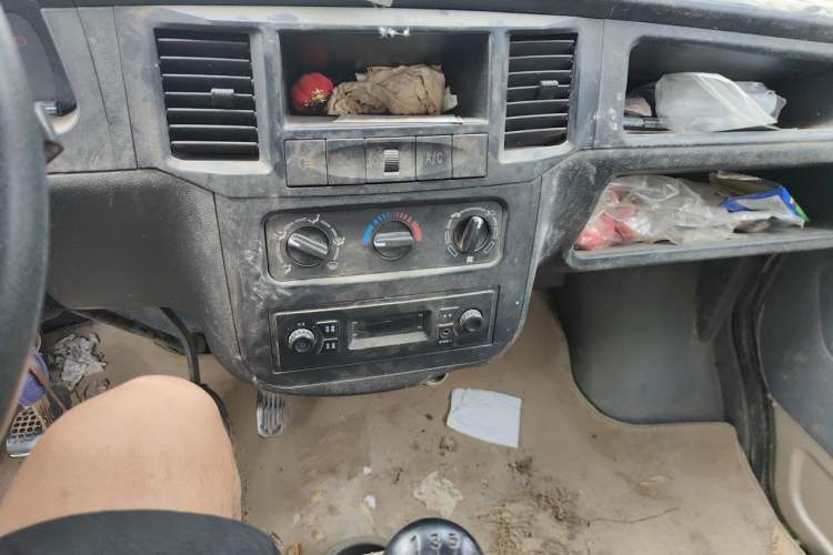 Used Wuling Zhiguang 2013 1.0L Base Version Audio And AC Panel