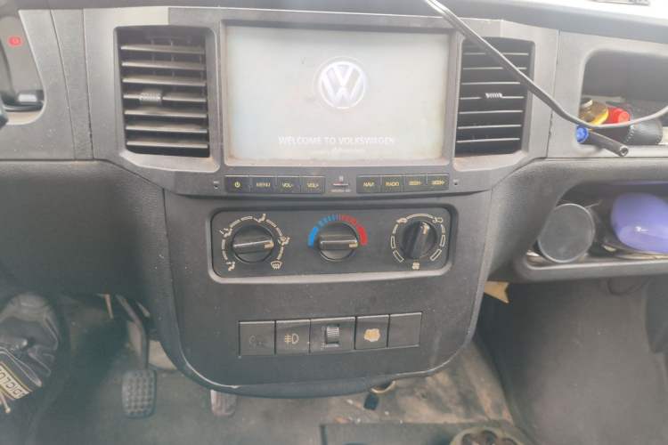 Used Wuling Zhiguang 2013 1.0L Base Version Audio And AC Panel