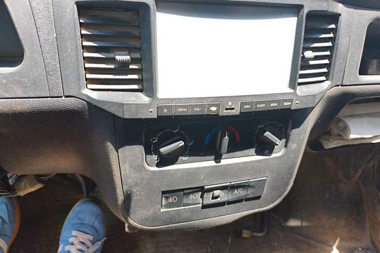 Used Wuling Zhiguang 2013 1.0L Base Version Audio And AC Panel