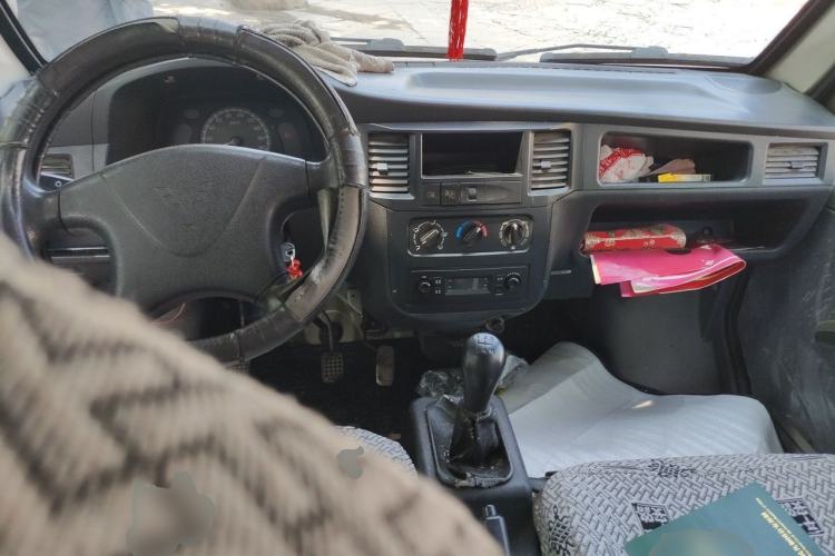 Used Wuling Zhiguang 2013 1.0L Base Version Center Console