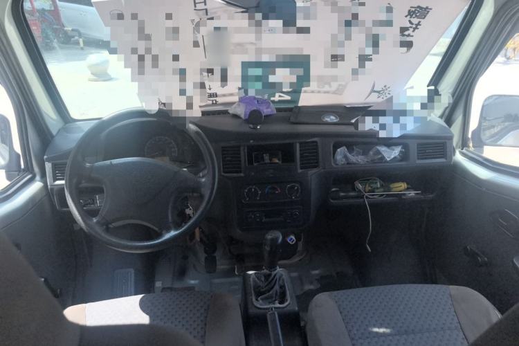 Used Wuling Zhiguang 2013 1.0L Practical Version Center Console
