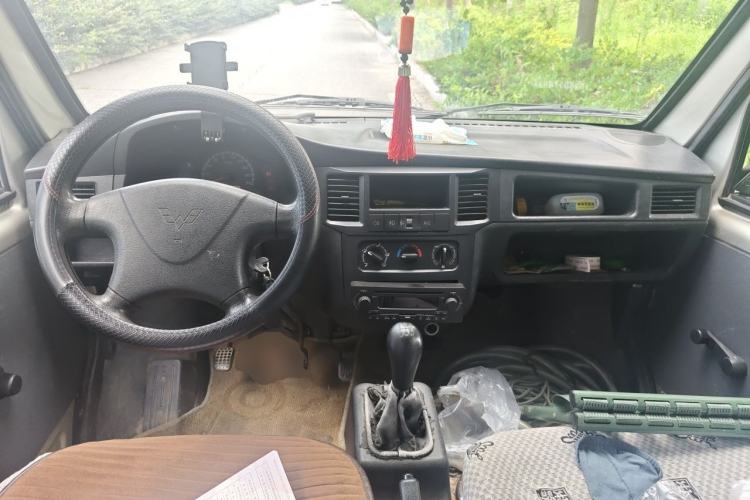 Used Wuling Zhiguang 2013 1.0L Base Version Center Console