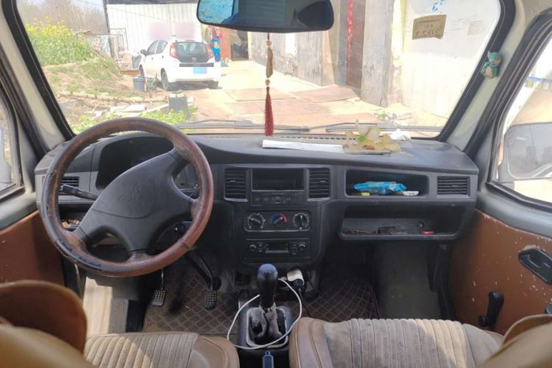 Used Wuling Zhiguang 2013 1.0L Base Version Center Console
