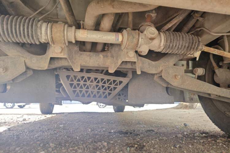 Used Wuling Zhiguang 2013 1.0L Practical Version Chassis Front