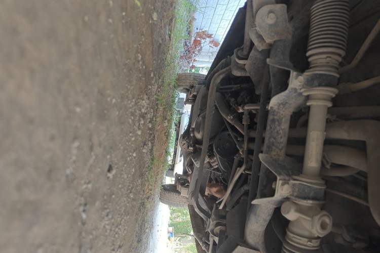 Used Wuling Zhiguang 2013 1.0L Practical Version Chassis Front