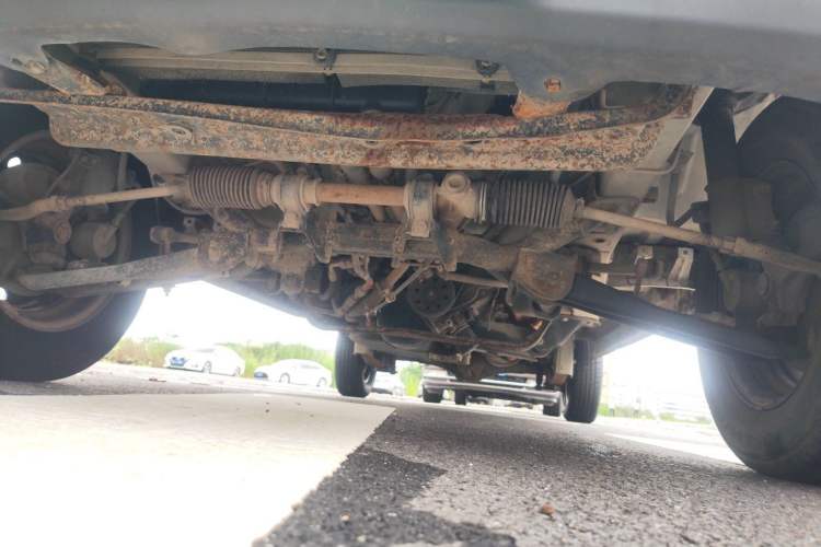 Used Wuling Zhiguang 2013 1.0L Practical Version Chassis Front