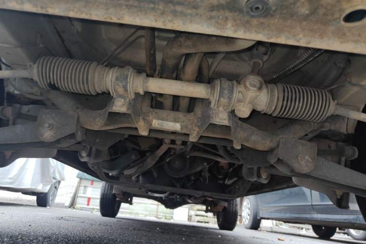 Used Wuling Zhiguang 2013 1.0L Practical Version Chassis Front
