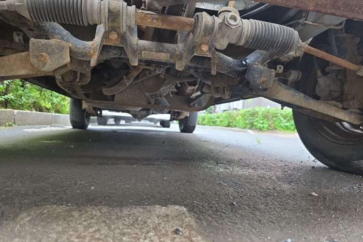 Used Wuling Zhiguang 2013 1.0L Practical Version Chassis Front