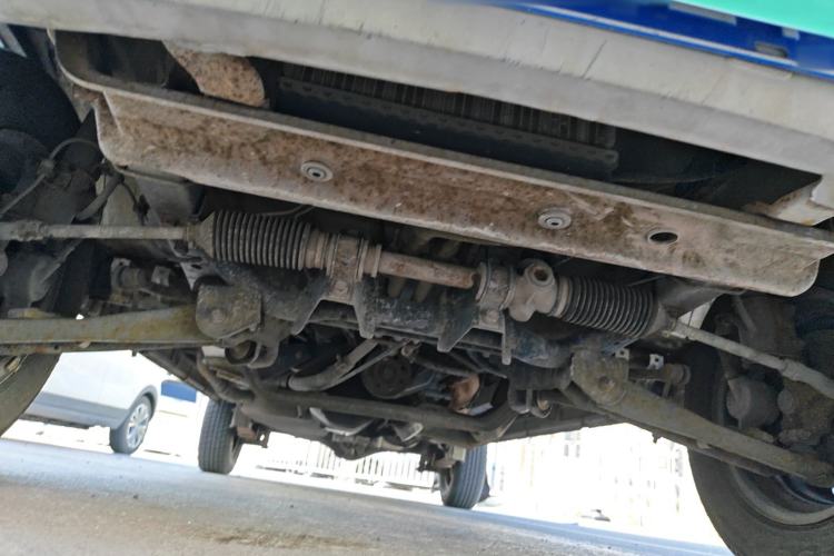 Used Wuling Zhiguang 2013 1.0L Practical Version Chassis Front