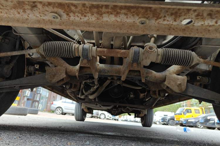Used Wuling Zhiguang 2013 1.0L Practical Version Chassis Front