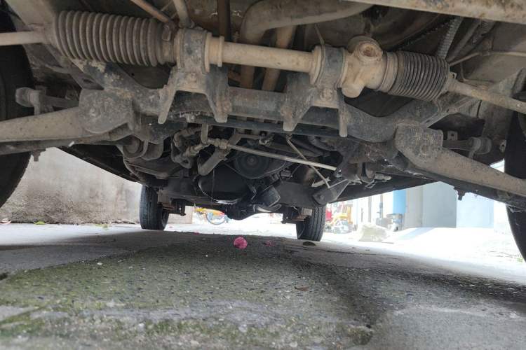 Used Wuling Zhiguang 2013 1.0L Practical Version Chassis Front