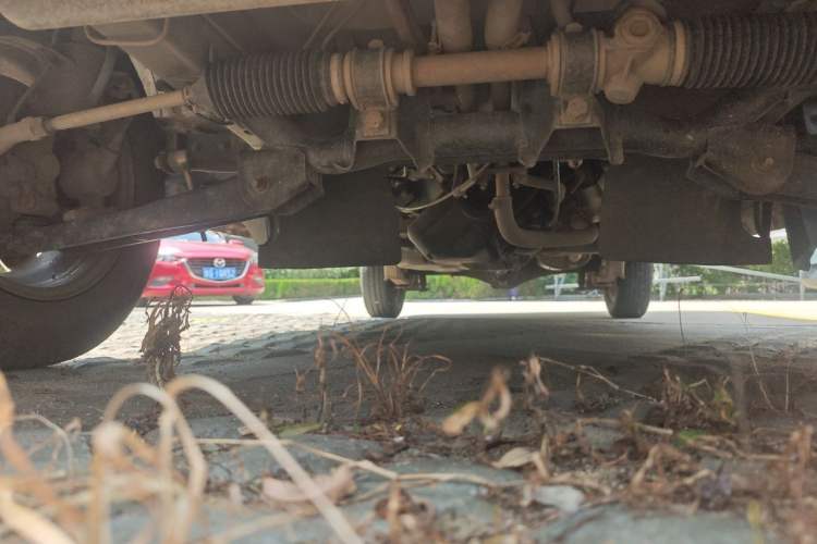 Used Wuling Zhiguang 2013 1.0L Practical Version Chassis Front