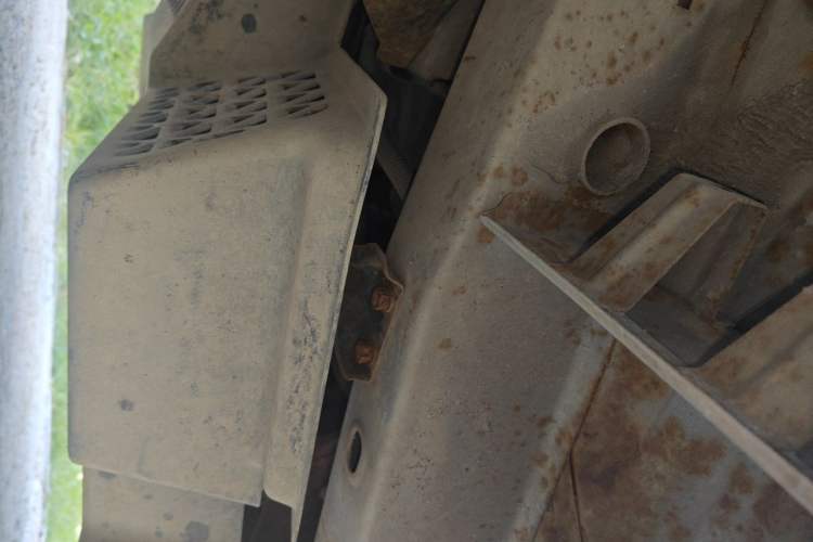 Used Wuling Zhiguang 2013 1.0L Practical Version Chassis Front Left