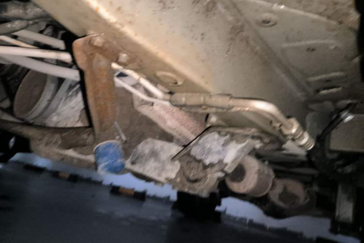 Used Wuling Zhiguang 2013 1.0L Practical Version Chassis Front Left