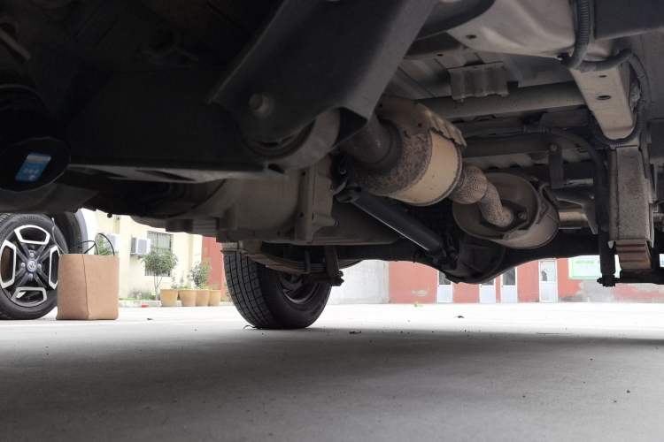 Used Wuling Zhiguang 2013 1.0L Base Version Chassis Front Left