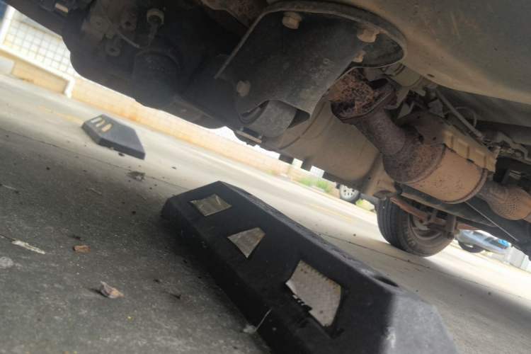 Used Wuling Zhiguang 2013 1.0L Base Version Chassis Front Left