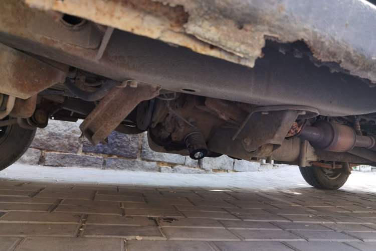 Used Wuling Zhiguang 2013 1.0L Base Version Chassis Front Left