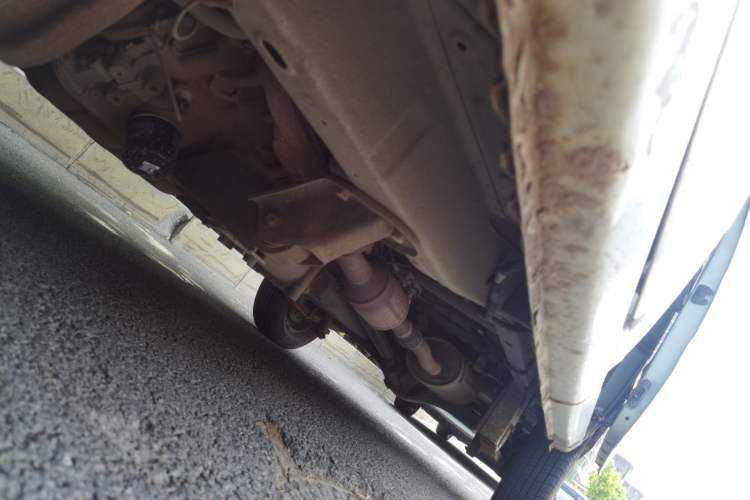 Used Wuling Zhiguang 2013 1.0L Practical Version Chassis Front Left