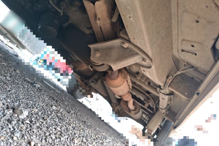 Used Wuling Zhiguang 2013 1.0L Practical Version Chassis Front Left