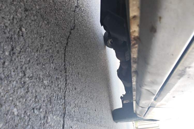 Used Wuling Zhiguang 2013 1.0L Practical Version Chassis Front Left