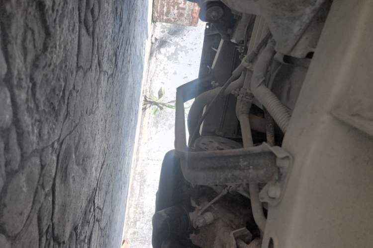 Used Wuling Zhiguang 2013 1.0L Practical Version Chassis Front Left