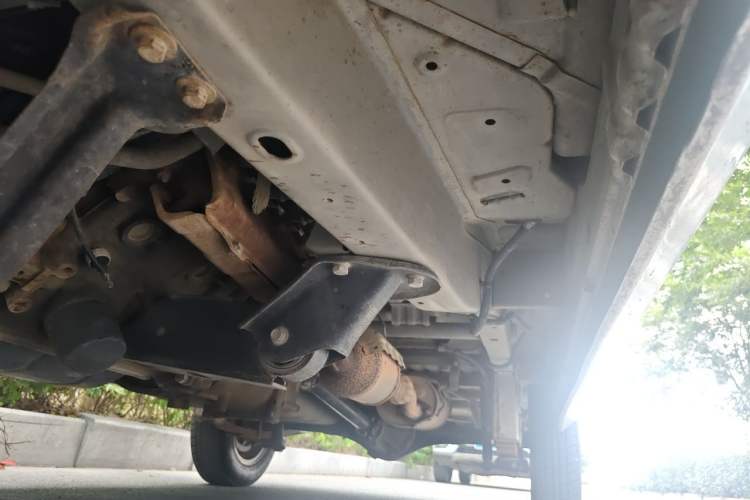 Used Wuling Zhiguang 2013 1.0L Base Version Chassis Front Left