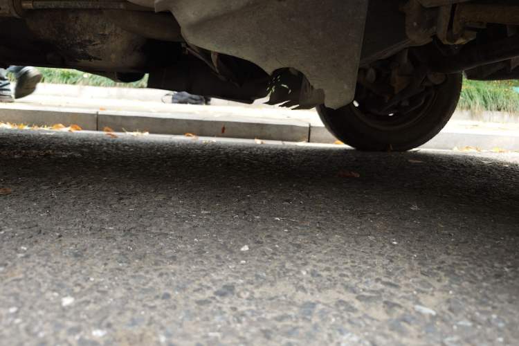Used Wuling Zhiguang 2013 1.0L Practical Version Chassis Front Left