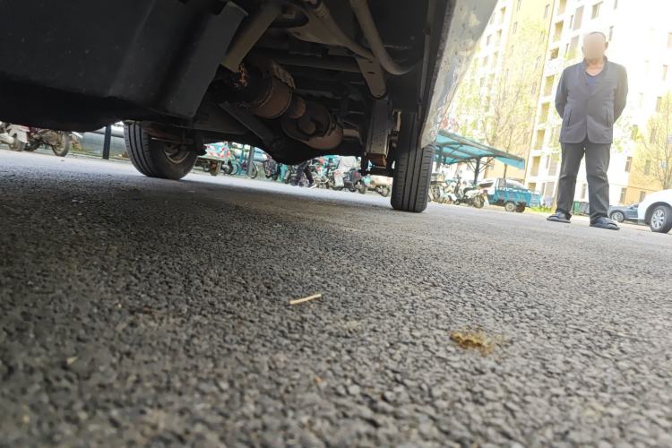 Used Wuling Zhiguang 2013 1.0L Practical Version Chassis Front Left