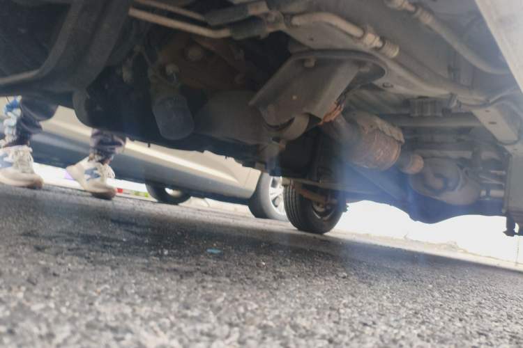 Used Wuling Zhiguang 2013 1.0L Base Version Chassis Front Left