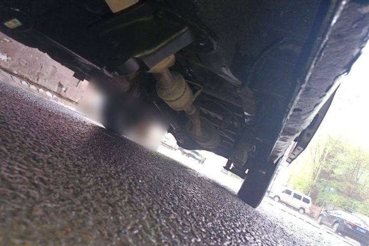 Used Wuling Zhiguang 2013 1.0L Practical Version Chassis Front Left
